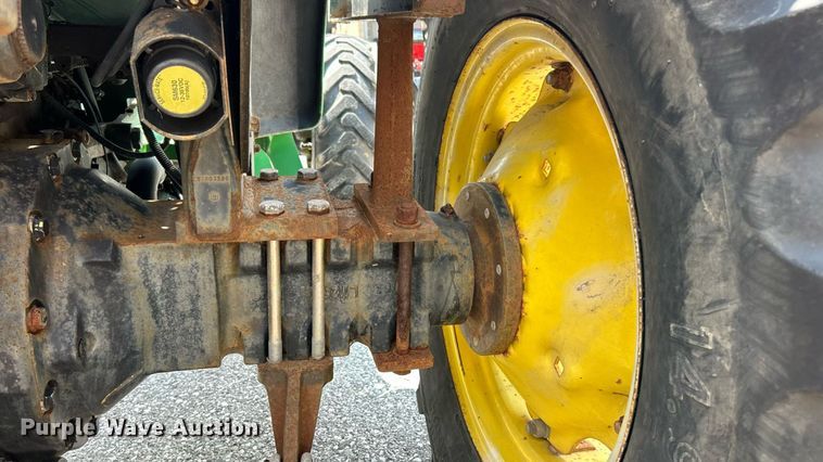 image for item EK8356 1997 John Deere 5300 MFWD tractor