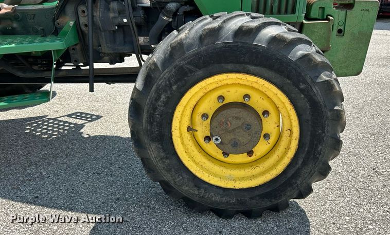 image for item EK8356 1997 John Deere 5300 MFWD tractor
