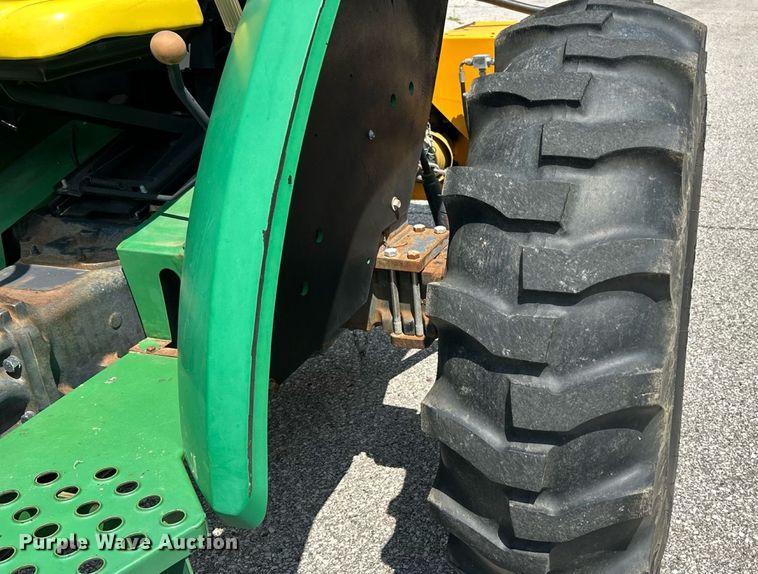 image for item EK8356 1997 John Deere 5300 MFWD tractor