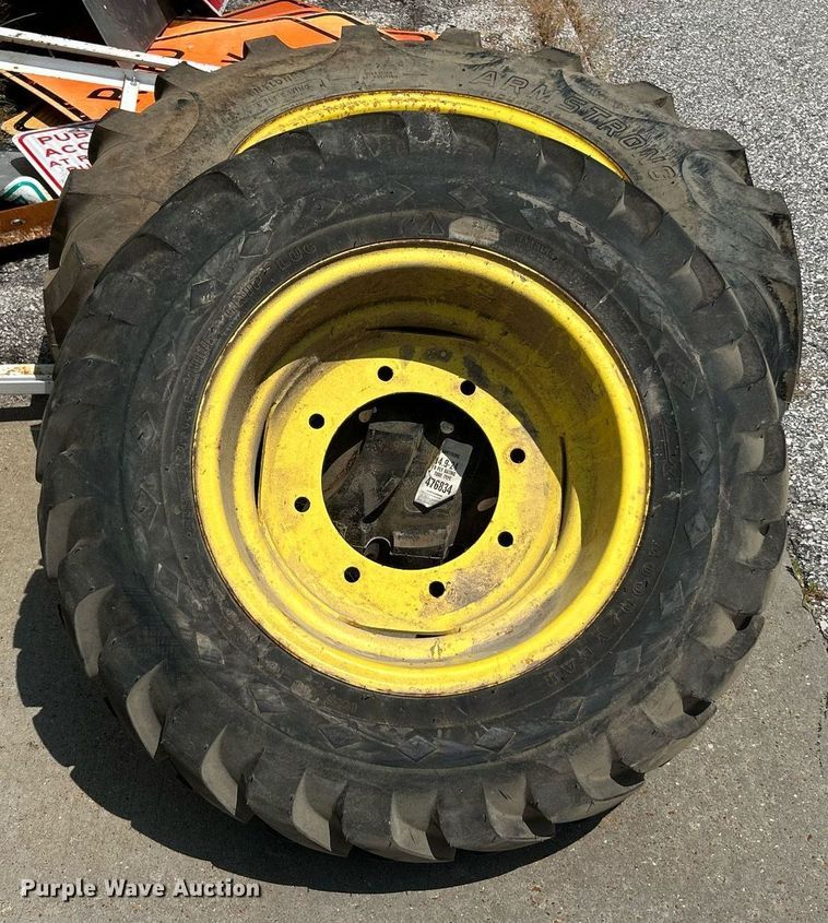 image for item EK8356 1997 John Deere 5300 MFWD tractor