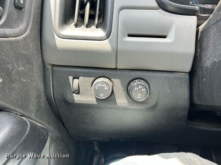 image for item EK8394 2016 Chevrolet Colorado Ext. Cab pickup truck