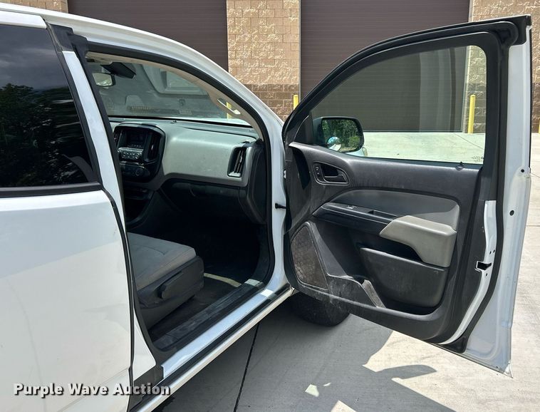 image for item EK8394 2016 Chevrolet Colorado Ext. Cab pickup truck