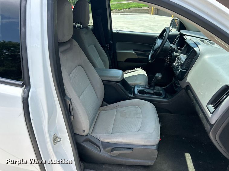 image for item EK8394 2016 Chevrolet Colorado Ext. Cab pickup truck