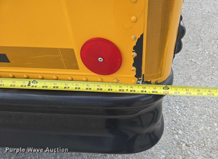 image for item EM2155 2004 Freightliner 101PS school bus