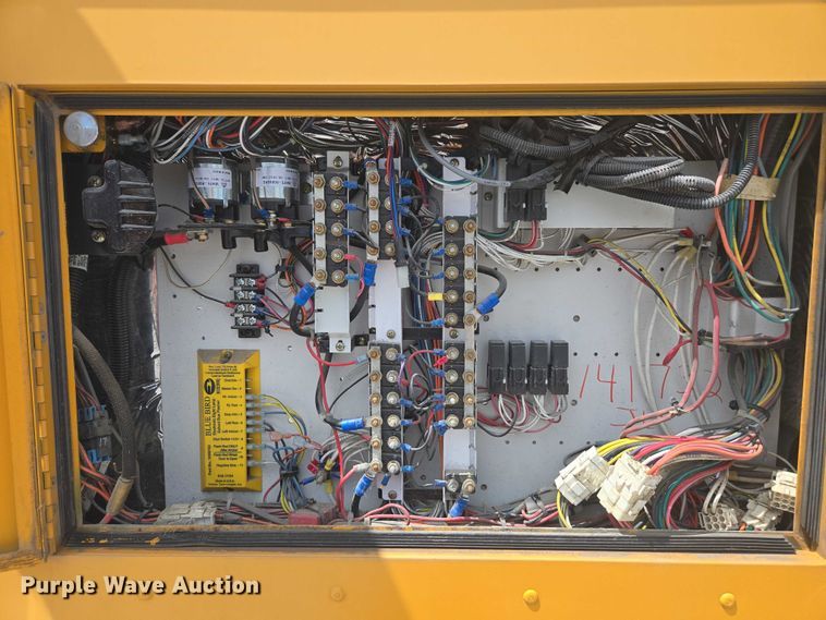 image for item EM2156 2006 Blue Bird All American school bus