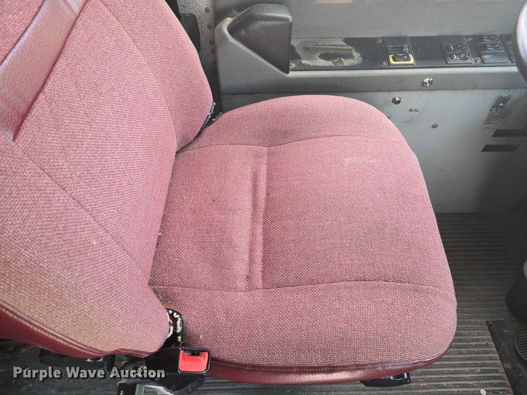 image for item EM2156 2006 Blue Bird All American school bus