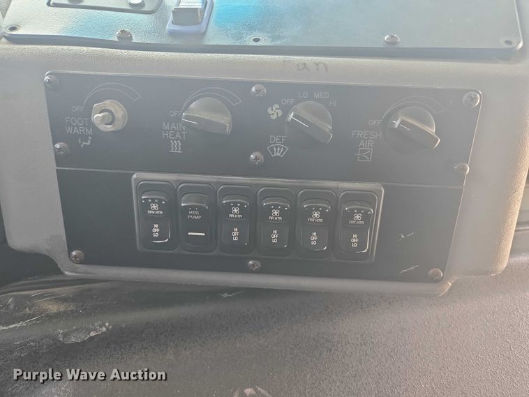 image for item EM2156 2006 Blue Bird All American school bus