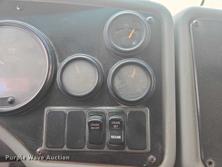 image for item EM2156 2006 Blue Bird All American school bus