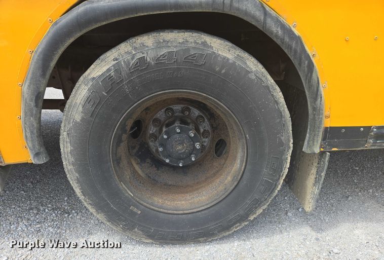 image for item EM2156 2006 Blue Bird All American school bus