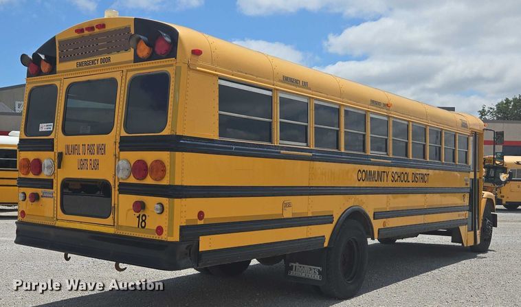 image for item EM2157 2005 Freightliner 101PS school bus