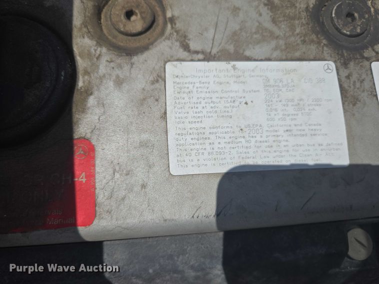 image for item EM2157 2005 Freightliner 101PS school bus