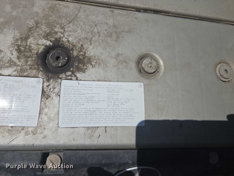 image for item EM2157 2005 Freightliner 101PS school bus