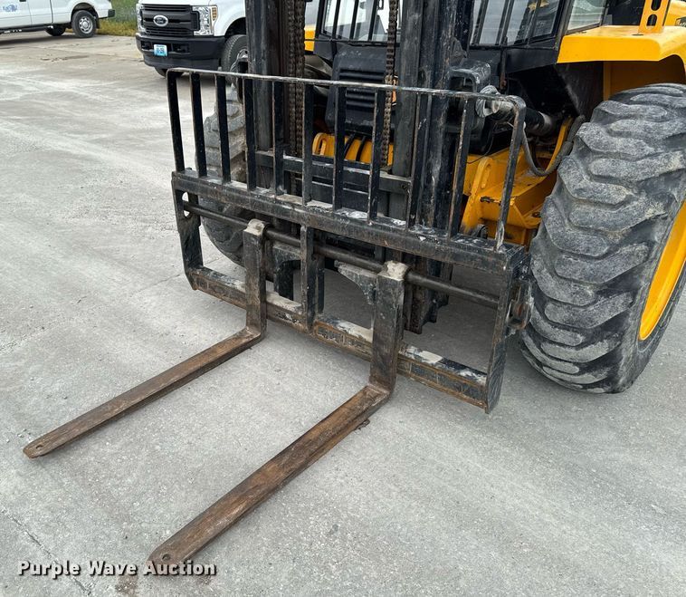 image for item EM2160 2006 JCB 930 forklift