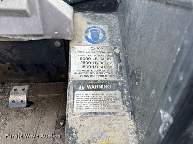 image for item EM2160 2006 JCB 930 forklift