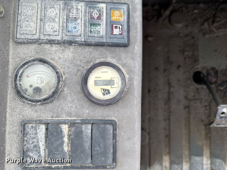 image for item EM2160 2006 JCB 930 forklift