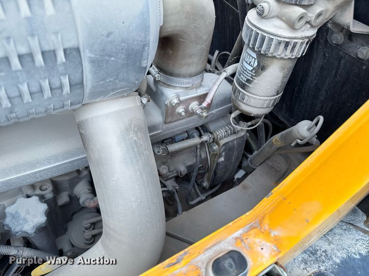 image for item EM2160 2006 JCB 930 forklift