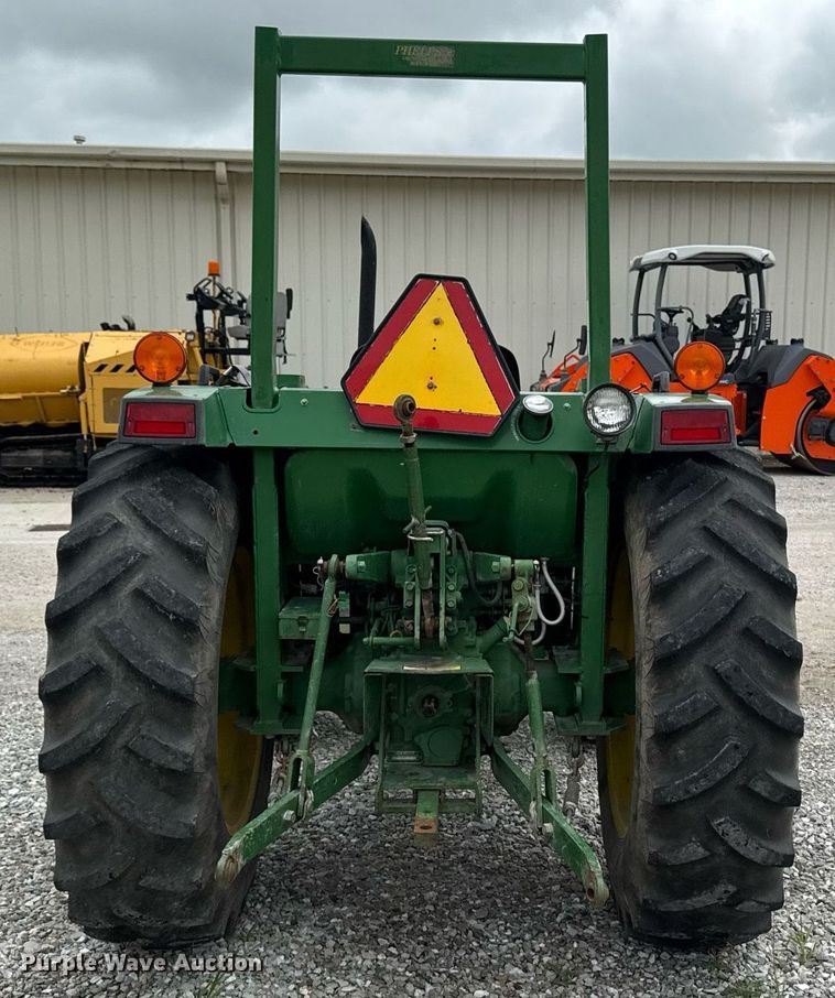 image for item EM2164 1997 John Deere 1070 MFWD tractor