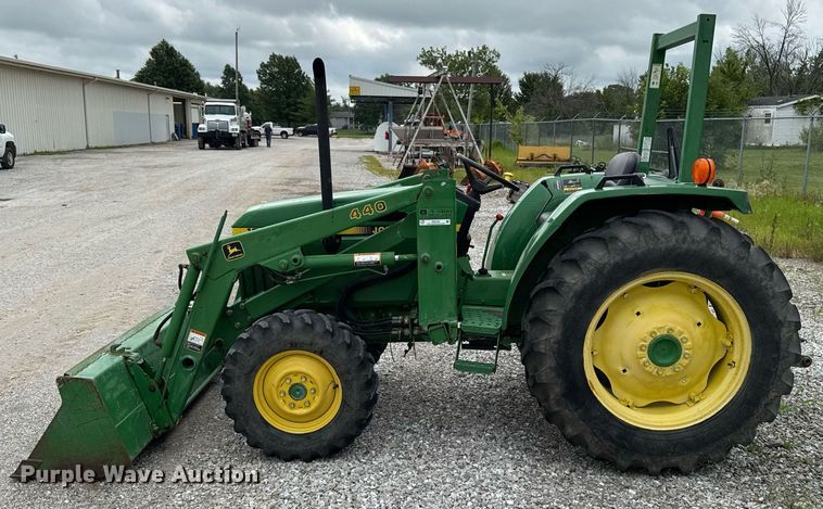 image for item EM2164 1997 John Deere 1070 MFWD tractor