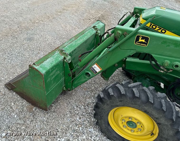 image for item EM2164 1997 John Deere 1070 MFWD tractor