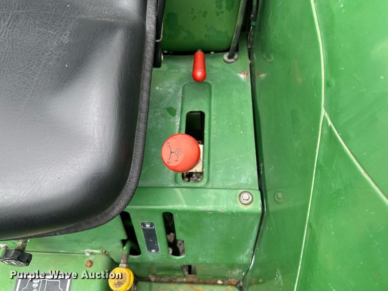 image for item EM2164 1997 John Deere 1070 MFWD tractor