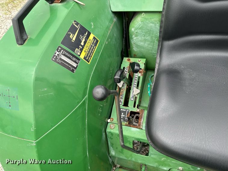 image for item EM2164 1997 John Deere 1070 MFWD tractor