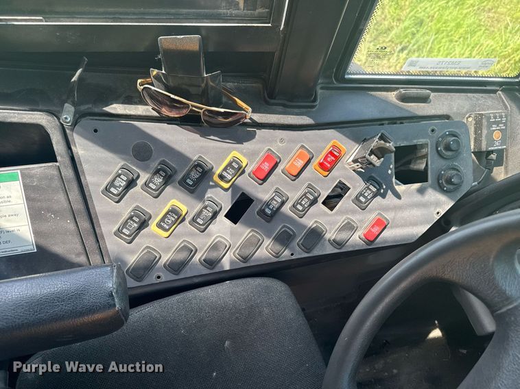 image for item EM2175 2011 Thomas B2 Bus Chassis school bus