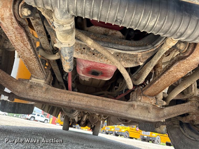 image for item EM2176 2010 Thomas B2 bus chasis school bus