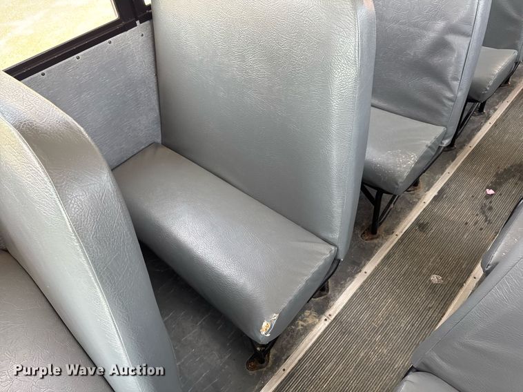 image for item EM2176 2010 Thomas B2 bus chasis school bus