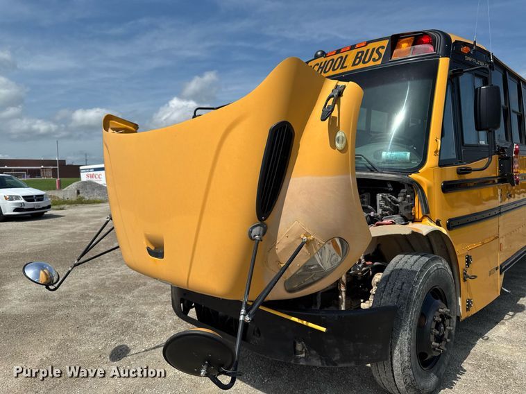 image for item EM2176 2010 Thomas B2 bus chasis school bus