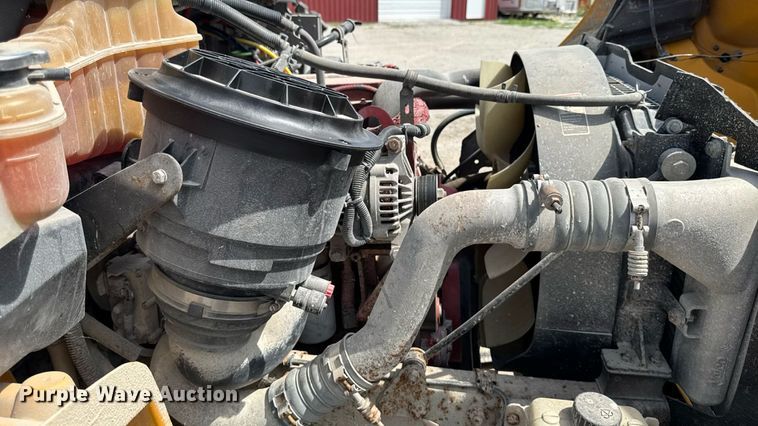 image for item EM2176 2010 Thomas B2 bus chasis school bus