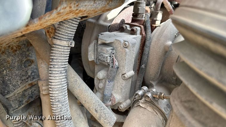 image for item EM2176 2010 Thomas B2 bus chasis school bus