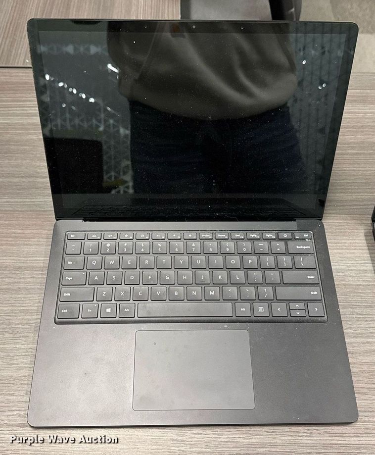 image for item EM3793 (3) Microsoft 1868 Surface laptops