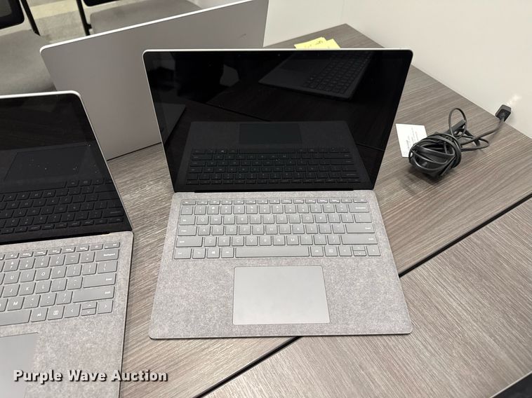 image for item EM3798 (10) Microsoft 1868 Surface laptops