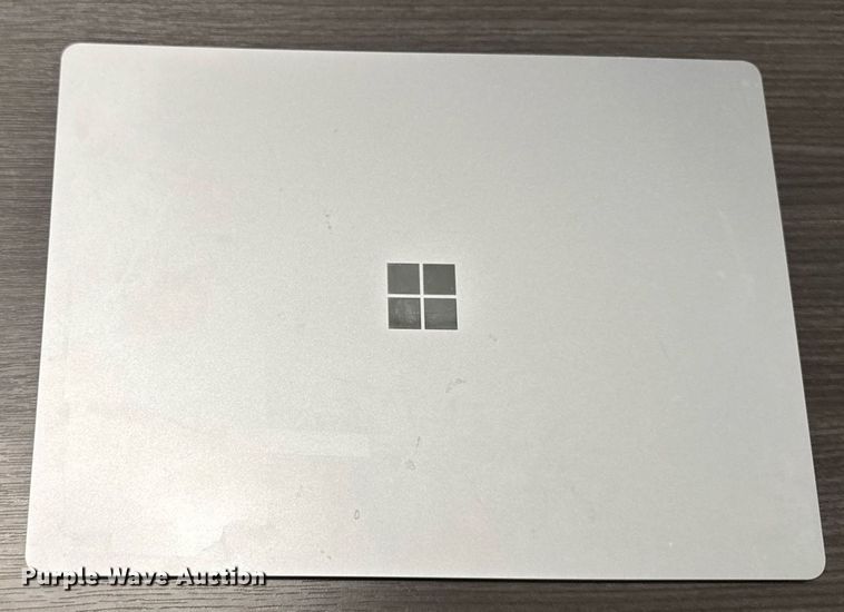 image for item EM3798 (10) Microsoft 1868 Surface laptops