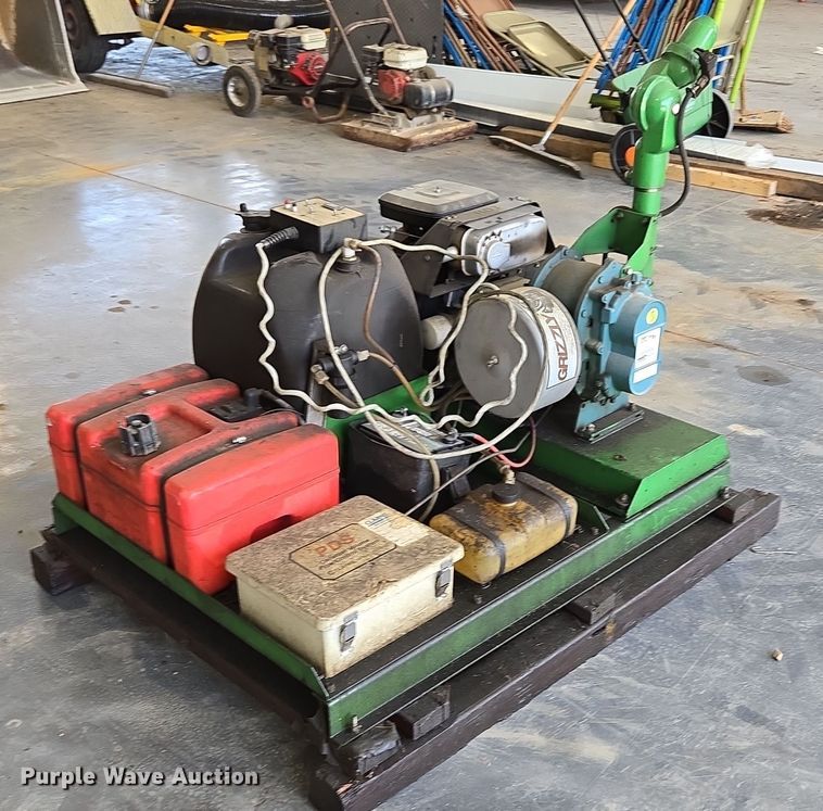 image for item EN2020 Clarke Grizzly turf 