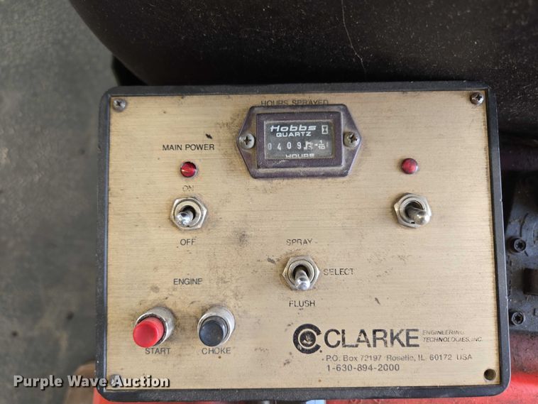 image for item EN2020 Clarke Grizzly turf 