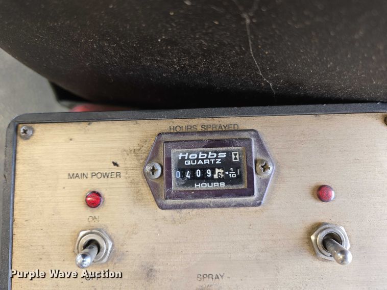 image for item EN2020 Clarke Grizzly turf 