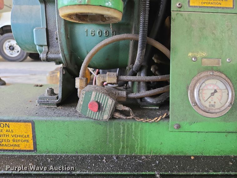 image for item EN2020 Clarke Grizzly turf 