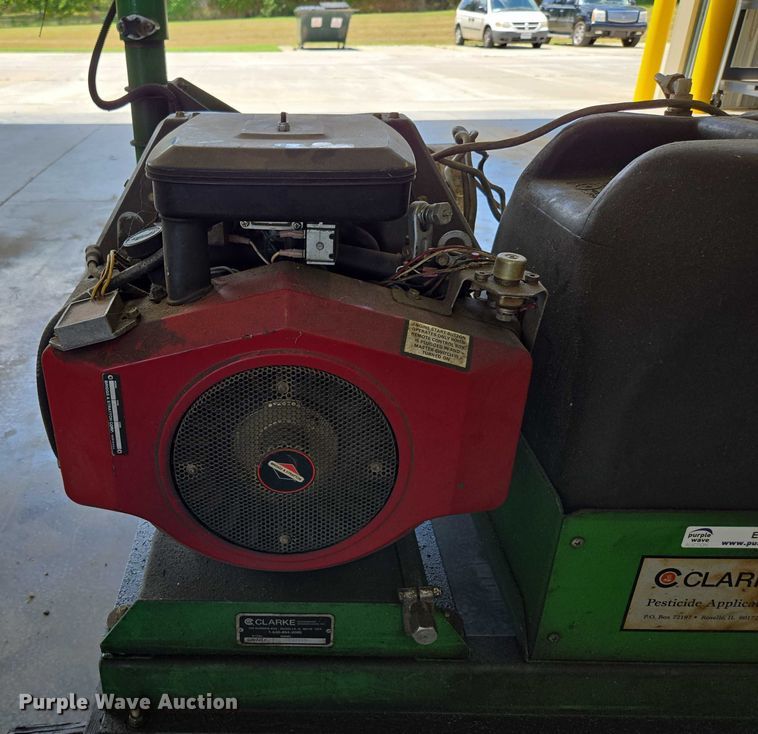 image for item EN2020 Clarke Grizzly turf 