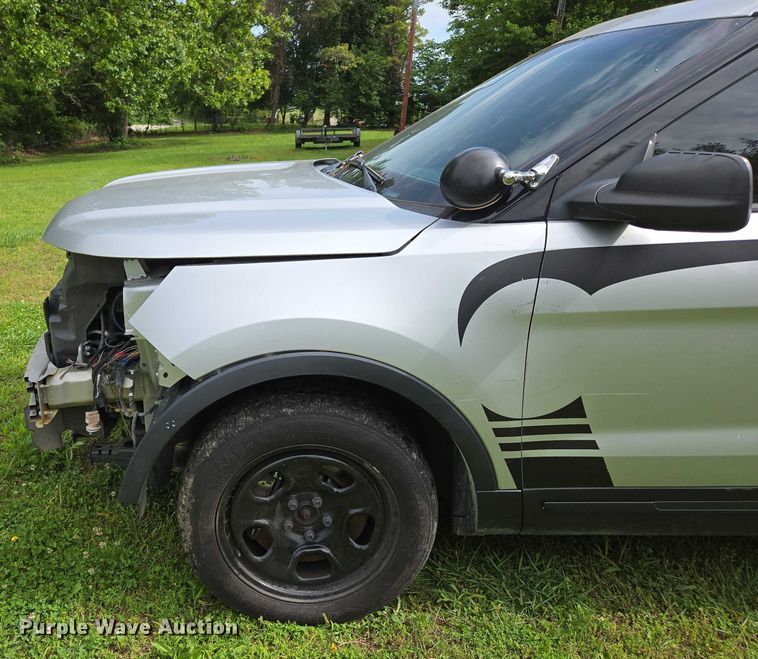 image for item EN3772 2016 Ford Explorer Police Interceptor SUV