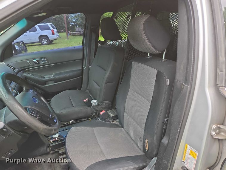 image for item EN3772 2016 Ford Explorer Police Interceptor SUV