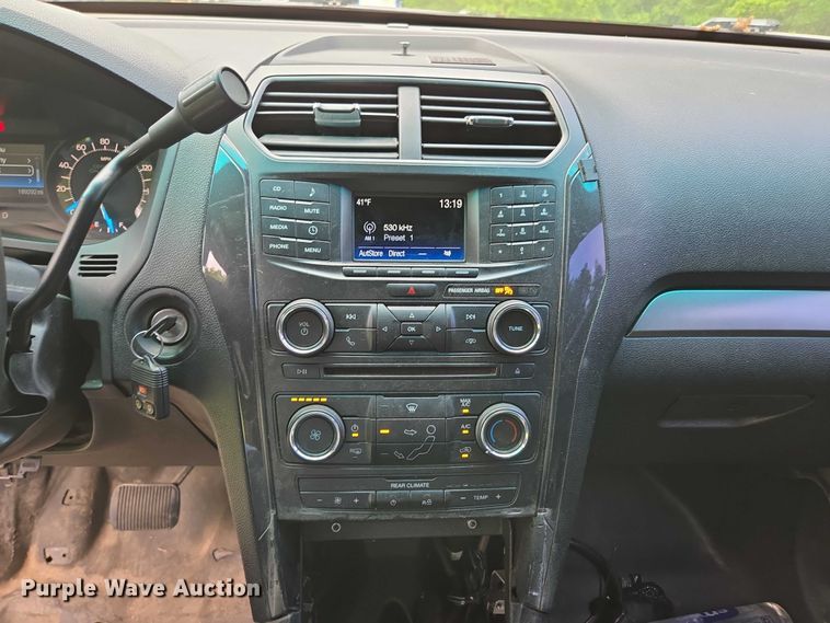 image for item EN3772 2016 Ford Explorer Police Interceptor SUV