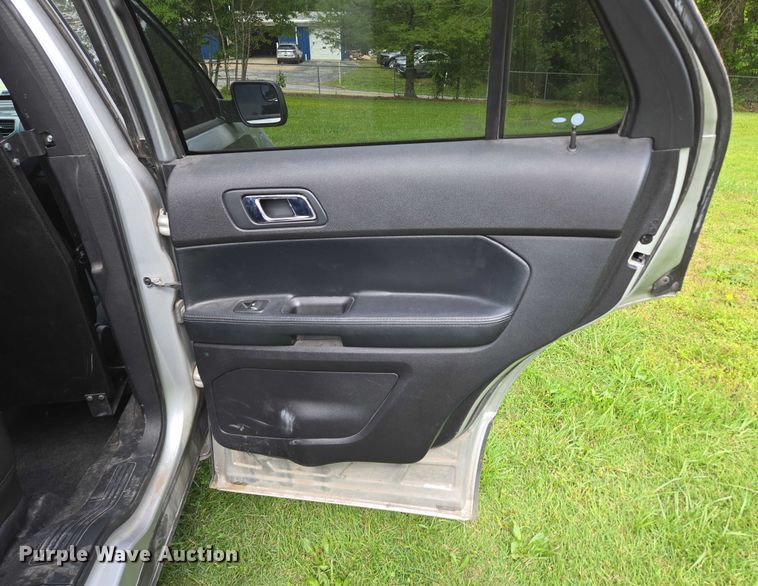 image for item EN3772 2016 Ford Explorer Police Interceptor SUV