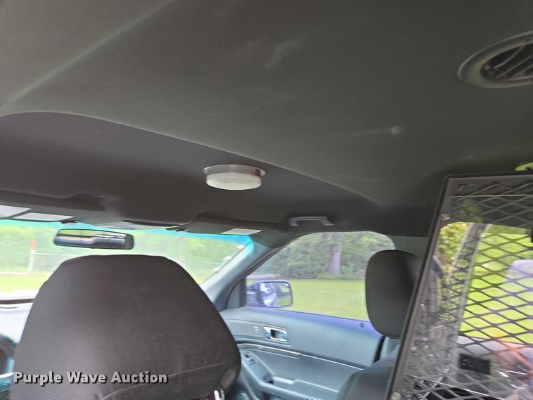 image for item EN3772 2016 Ford Explorer Police Interceptor SUV