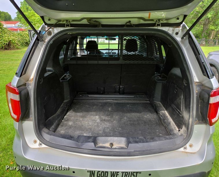 image for item EN3772 2016 Ford Explorer Police Interceptor SUV