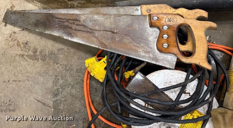 image for item EN4646 Tools