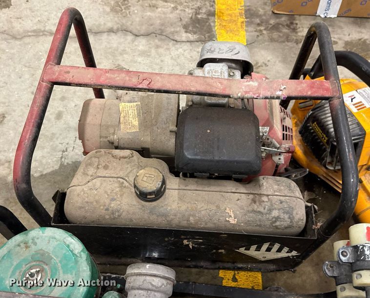 image for item EN4646 Tools