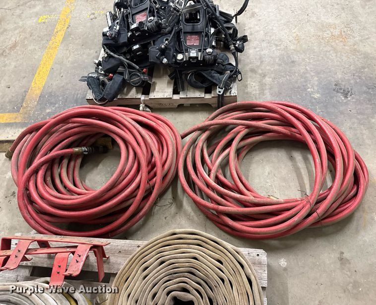 image for item EN4647 Rescue equipment 