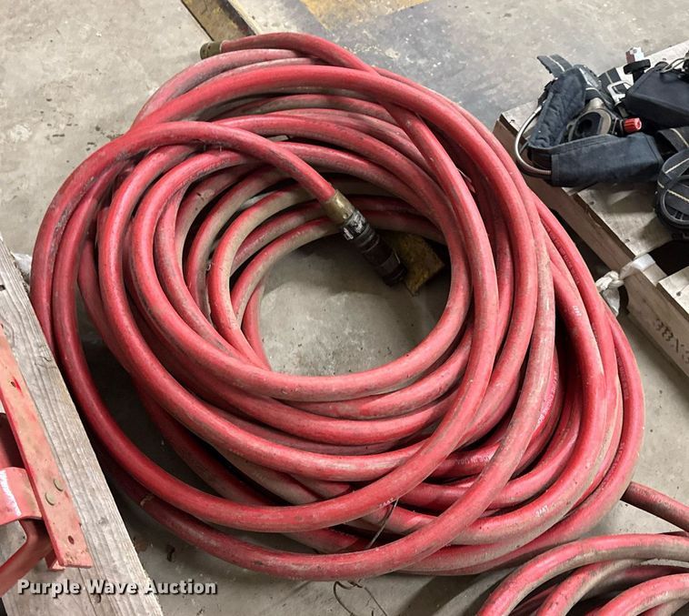 image for item EN4647 Rescue equipment 