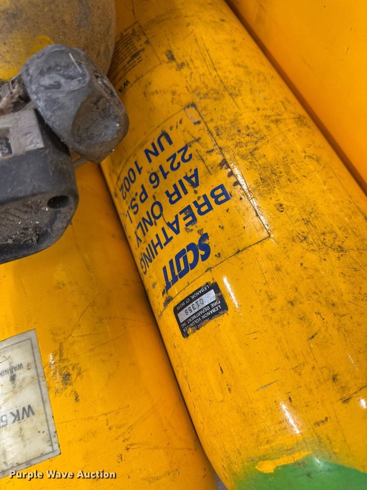 image for item EN4647 Rescue equipment 